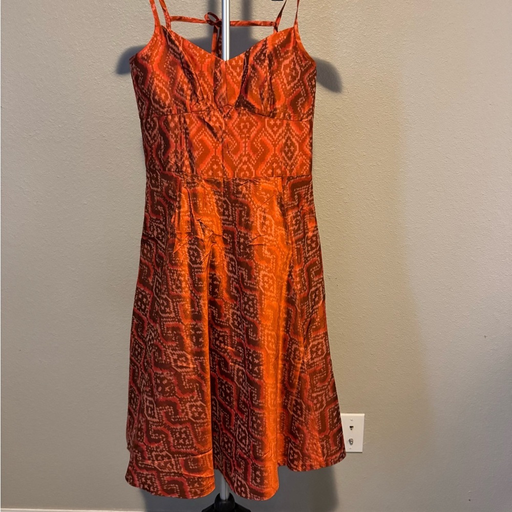 Banana Republic Shinny Orange Patterned Women's Fit and Flare Dress Sz 2